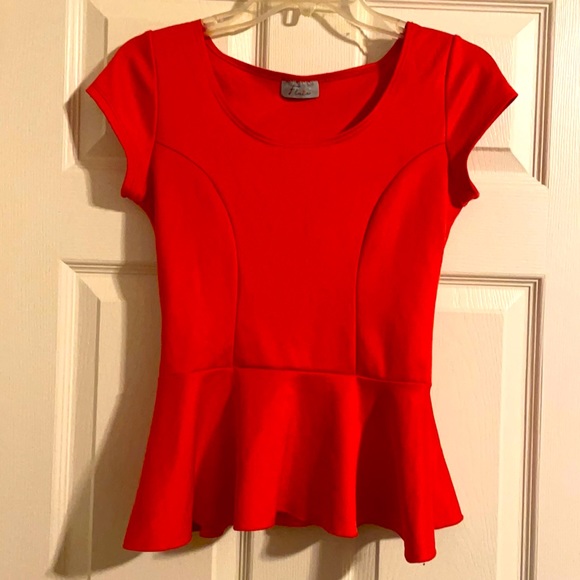 Ruffled top - Picture 1 of 1